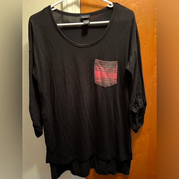 JR top - Picture 1 of 3